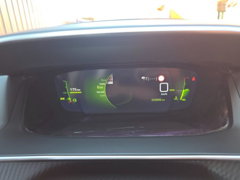 Photo 40 de l'offre de PEUGEOT 2008 1.5 BlueHDi 110 BVM6 GT GPS Camera SC à 18950€ chez Mérignac auto