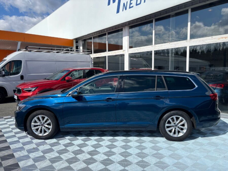 Photo 12 de l'offre de VOLKSWAGEN PASSAT SW VIII 1.5 TSI 150 DSG7 STYLE BUSINESS CUIR GPS ACC Hayon EL. 1ère Main à 28900€ chez Mérignac auto