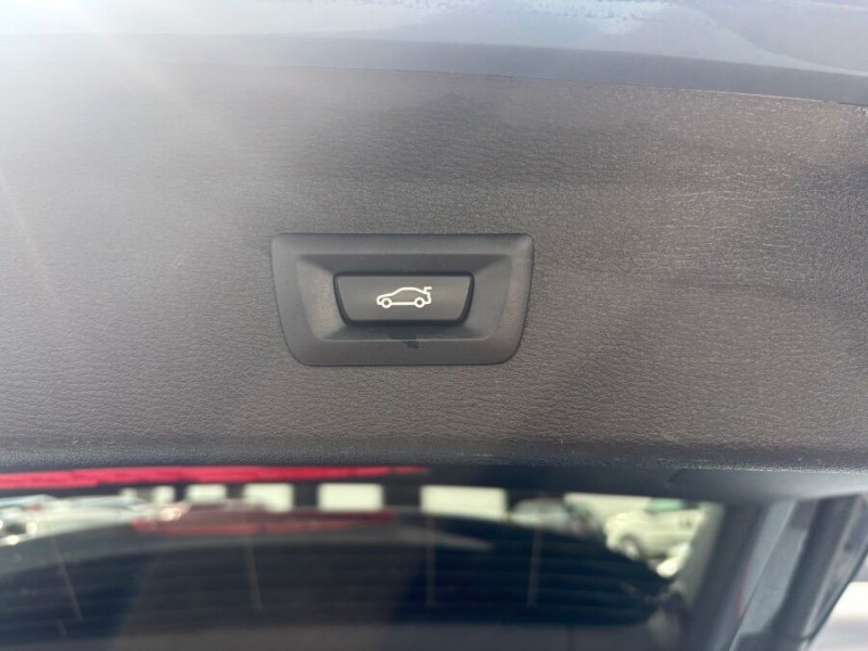 Photo 9 de l'offre de BMW X1 (F48) (2) New SDRIVE 18DA 136 BVA8 PACK TOE SEM Camera Hayon Elec. 1ère Main à 26950€ chez Mérignac auto