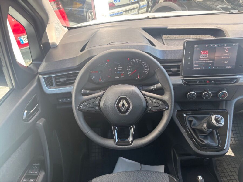 Photo 12 de l'offre de RENAULT KANGOO 1.5 BLUE DCI 95 EVOLUTION GPS Camera 1ère Main à 23450€ chez Mérignac auto