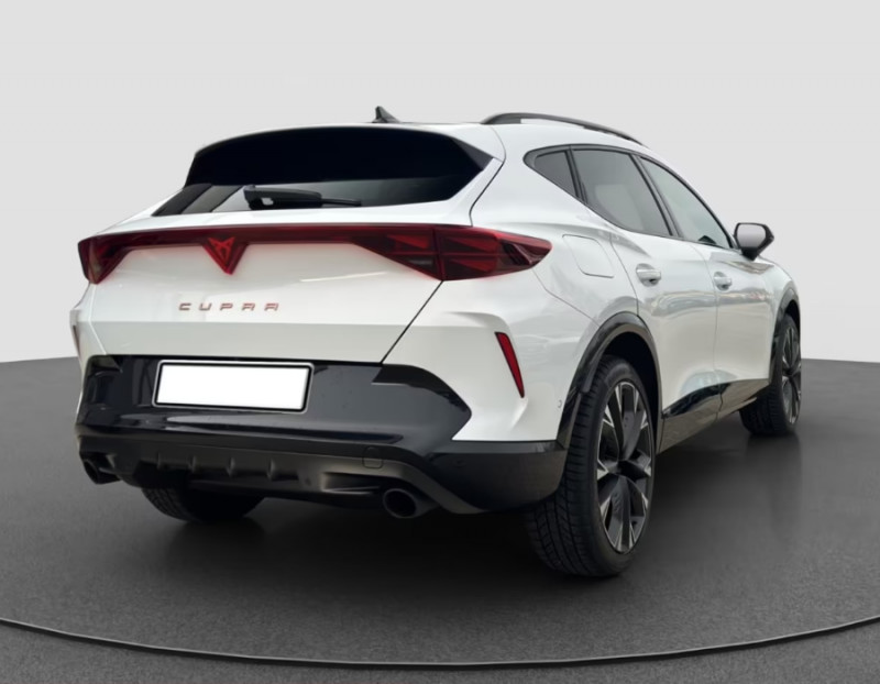 Photo 12 de l'offre de CUPRA FORMENTOR NEW 1.5 eTSI 150 HYBRID BVA7 V PACK TOE Camera ACC Gtie 05/30 à 31690€ chez Mérignac auto