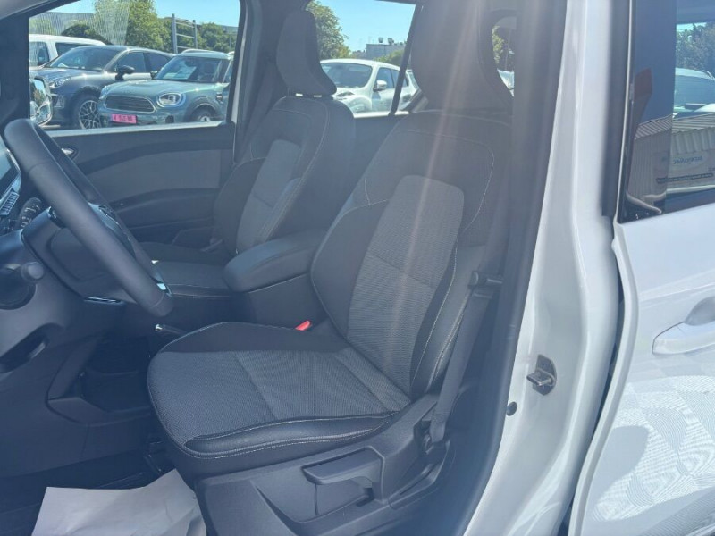 Photo 5 de l'offre de RENAULT KANGOO 1.5 BLUE DCI 95 EVOLUTION GPS Camera 1ère Main à 23450€ chez Mérignac auto