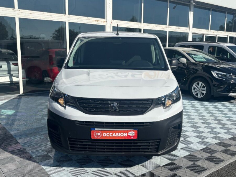 Photo 13 de l'offre de PEUGEOT PARTNER XL LONG 1.5 BlueHDi 100 BVM6 CLIM Camera Attel. à 17950€ chez Mérignac auto