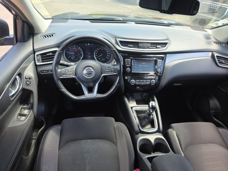 Photo 13 de l'offre de NISSAN QASHQAI 1.5 DCi 110 BVM6 N CONNECTA 360° TOIT Pano JA18 à 14950€ chez Mérignac auto