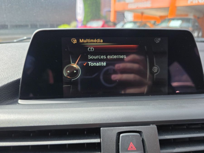Photo 32 de l'offre de BMW SERIE 1 (F20) 116d BVM6 LOUNGE GPS Bluetooth à 13950€ chez Mérignac auto