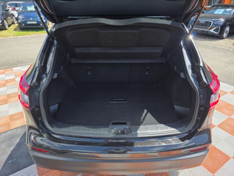Photo 12 de l'offre de NISSAN QASHQAI 1.5 DCi 110 BVM6 N CONNECTA 360° TOIT Pano JA18 à 14950€ chez Mérignac auto