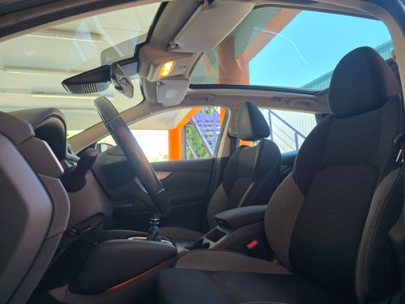 Photo 15 de l'offre de NISSAN QASHQAI 1.5 DCi 110 BVM6 N CONNECTA 360° TOIT Pano JA18 à 14950€ chez Mérignac auto