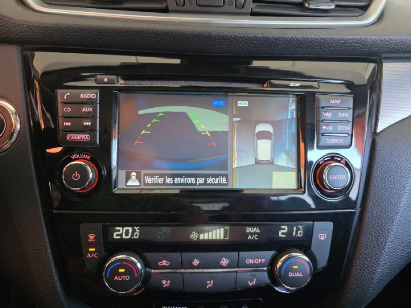 Photo 7 de l'offre de NISSAN QASHQAI 1.5 DCi 110 BVM6 N CONNECTA 360° TOIT Pano JA18 à 14950€ chez Mérignac auto