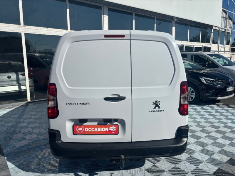 Photo 14 de l'offre de PEUGEOT PARTNER XL LONG 1.5 BlueHDi 100 BVM6 CLIM Camera Attel. à 17950€ chez Mérignac auto