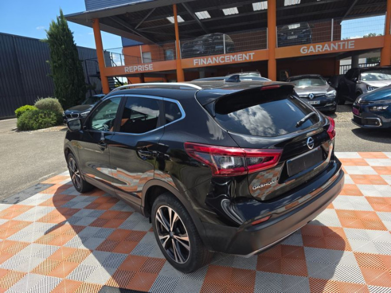 Photo 3 de l'offre de NISSAN QASHQAI 1.5 DCi 110 BVM6 N CONNECTA 360° TOIT Pano JA18 à 14950€ chez Mérignac auto