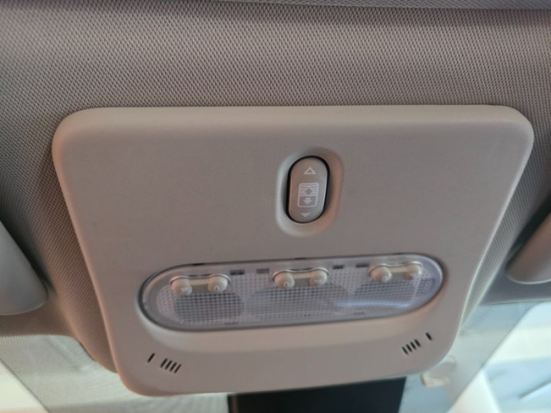 Photo 31 de l'offre de NISSAN QASHQAI 1.5 DCi 110 BVM6 N CONNECTA 360° TOIT Pano JA18 à 14950€ chez Mérignac auto