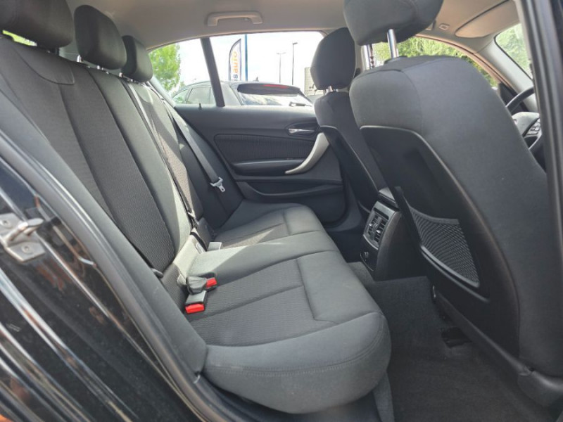 Photo 17 de l'offre de BMW SERIE 1 (F20) 116d BVM6 LOUNGE GPS Bluetooth à 13950€ chez Mérignac auto