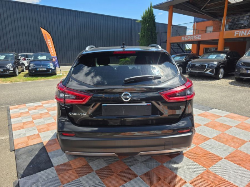 Photo 11 de l'offre de NISSAN QASHQAI 1.5 DCi 110 BVM6 N CONNECTA 360° TOIT Pano JA18 à 14950€ chez Mérignac auto