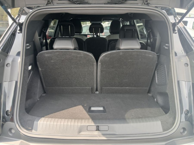 Photo 32 de l'offre de PEUGEOT 5008 HYBRID 145 e-DCS6 ALLURE Cam360° Panoramic Pack 7PL à 30450€ chez Mérignac auto