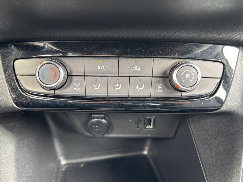Photo 24 de l'offre de OPEL CORSA VI 1.5 Diesel 100 BVM6 EDITION GPS Radar JA16p à 13470€ chez Mérignac auto