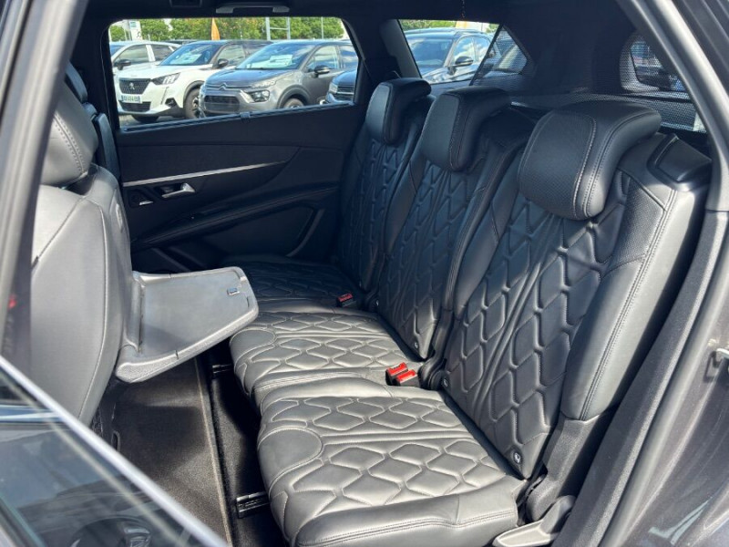 Photo 19 de l'offre de PEUGEOT 5008 II 1.5 BlueHDi 130 EAT8 GT LINE Full CUIR TOE JA18 Hayon EL. 7PL à 23950€ chez Mérignac auto