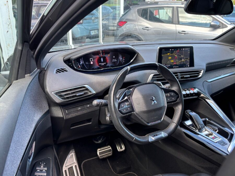 Photo 14 de l'offre de PEUGEOT 5008 II 1.5 BlueHDi 130 EAT8 GT LINE Full CUIR TOE JA18 Hayon EL. 7PL à 23950€ chez Mérignac auto