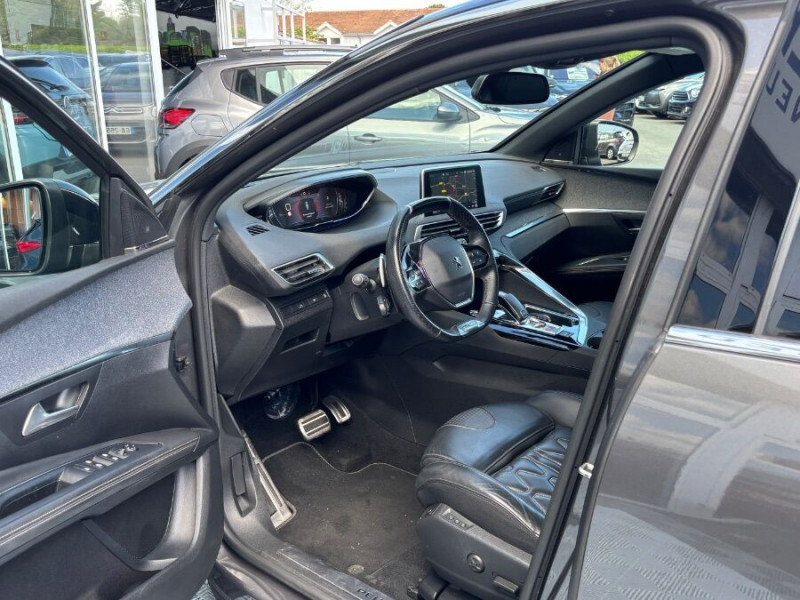 Photo 15 de l'offre de PEUGEOT 5008 II 1.5 BlueHDi 130 EAT8 GT LINE Full CUIR TOE JA18 Hayon EL. 7PL à 23950€ chez Mérignac auto