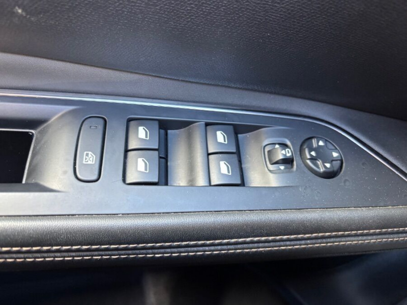 Photo 37 de l'offre de PEUGEOT 5008 II 1.5 BlueHDi 130 EAT8 GT LINE Full CUIR TOE JA18 Hayon EL. 7PL à 23950€ chez Mérignac auto