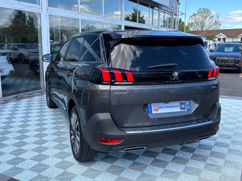 Photo 12 de l'offre de PEUGEOT 5008 II 1.5 BlueHDi 130 EAT8 GT LINE Full CUIR TOE JA18 Hayon EL. 7PL à 23950€ chez Mérignac auto