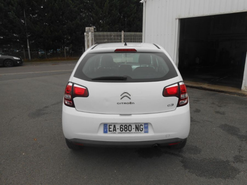 Photo 7 de l'offre de CITROEN C3 II 1.0 VTi 68 CONFORT CLIM 1ère Main à 5950€ chez Mérignac auto