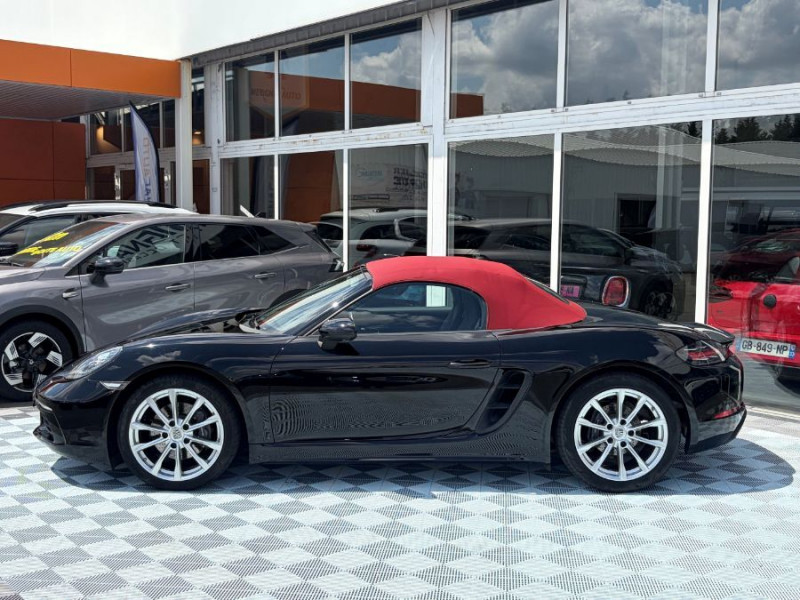 Photo 8 de l'offre de PORSCHE 718 BOXSTER 2.0 TURBO 300cv PDK Camera JA19 1ère Main à 57400€ chez Mérignac auto