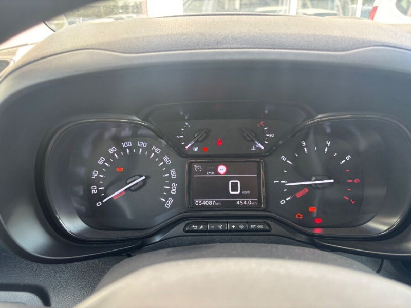 Photo 11 de l'offre de CITROEN BERLINGO 1.5 BlueHDi 100 BVM6 LIVE CLIM Bluetooth à 18450€ chez Mérignac auto