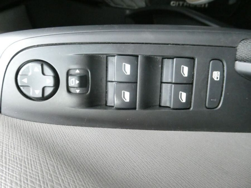 Photo 29 de l'offre de CITROEN C4 SPACETOURER 1.2 PureTech 130 EAT8 PACK GPS à 12900€ chez Mérignac auto