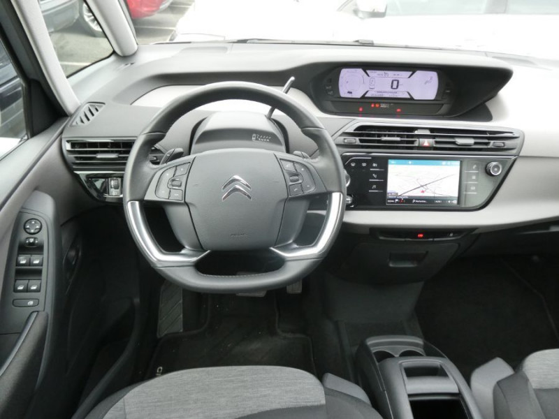 Photo 5 de l'offre de CITROEN C4 SPACETOURER 1.2 PureTech 130 EAT8 PACK GPS à 12900€ chez Mérignac auto