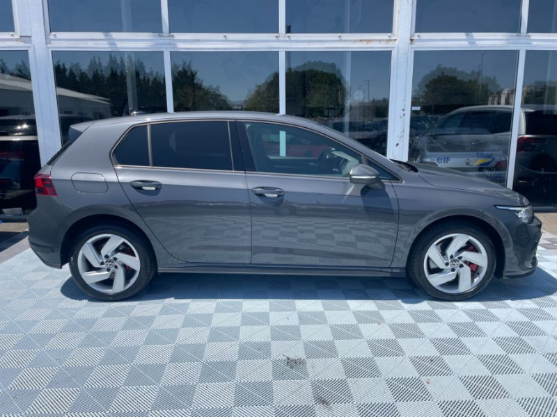 Photo 21 de l'offre de VOLKSWAGEN GOLF VIII 1.4 HYBRID 245 GTE GPS Camera ACC RER SC Privacy Glass 1ère Main à 27890€ chez Mérignac auto