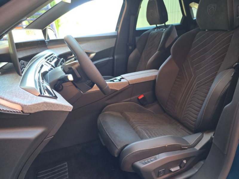 Photo 50 de l'offre de PEUGEOT 3008 HYBRID 145 e-DCS6 GT EXCLUSIVE Alcantara 360° Gtie 02/30 à 34690€ chez Mérignac auto