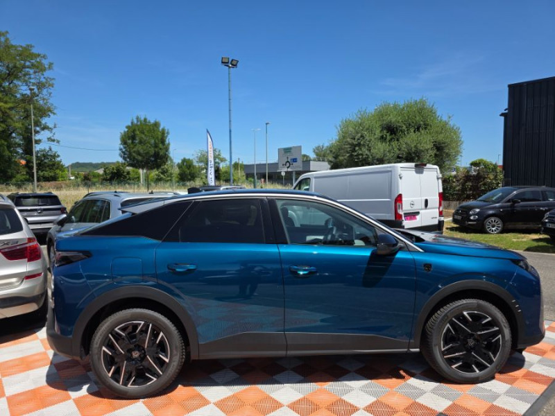 Photo 10 de l'offre de PEUGEOT 3008 HYBRID 145 e-DCS6 GT EXCLUSIVE Alcantara 360° Gtie 02/30 à 34690€ chez Mérignac auto