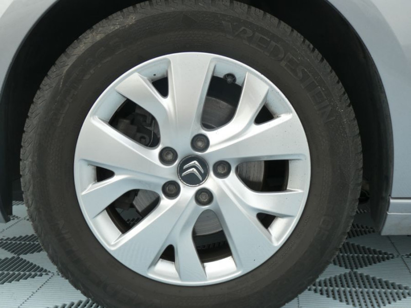 Photo 35 de l'offre de CITROEN C4 SPACETOURER 1.2 PureTech 130 EAT8 PACK GPS à 12900€ chez Mérignac auto