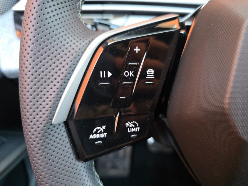 Photo 24 de l'offre de PEUGEOT 3008 HYBRID 145 e-DCS6 GT EXCLUSIVE Alcantara 360° Gtie 02/30 à 34690€ chez Mérignac auto