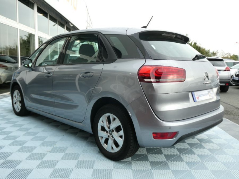 Photo 12 de l'offre de CITROEN C4 SPACETOURER 1.2 PureTech 130 EAT8 PACK GPS à 12900€ chez Mérignac auto