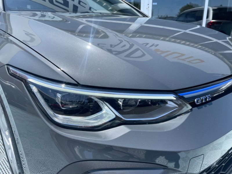 Photo 11 de l'offre de VOLKSWAGEN GOLF VIII 1.4 HYBRID 245 GTE GPS Camera ACC RER SC Privacy Glass 1ère Main à 27890€ chez Mérignac auto