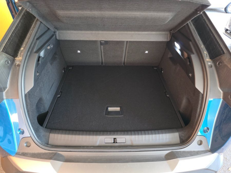 Photo 4 de l'offre de PEUGEOT 3008 HYBRID 145 e-DCS6 GT EXCLUSIVE Alcantara 360° Gtie 02/30 à 34690€ chez Mérignac auto