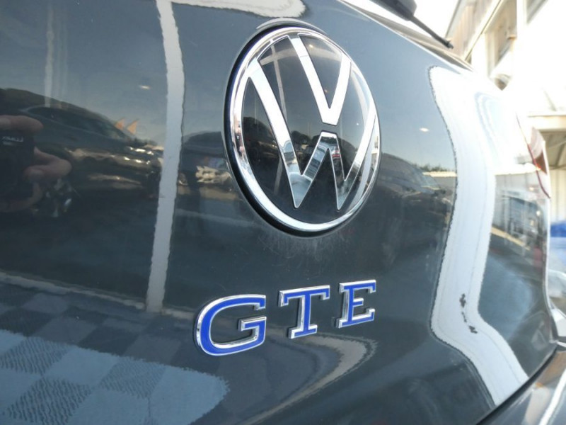Photo 42 de l'offre de VOLKSWAGEN GOLF VIII 1.4 HYBRID 245 GTE GPS Camera ACC RER SC Privacy Glass 1ère Main à 27890€ chez Mérignac auto