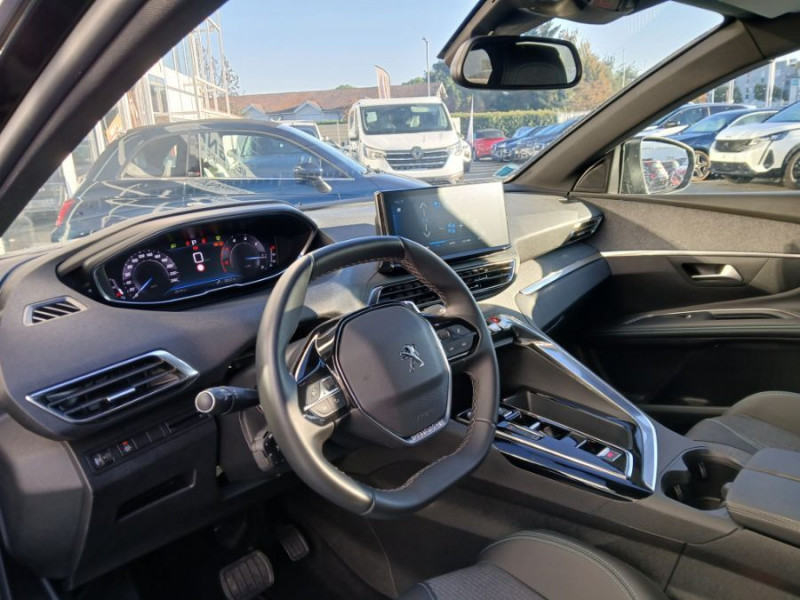 Photo 15 de l'offre de PEUGEOT 5008 II 1.5 BlueHDi 130 EAT8 ALLURE PACK 7PL Hayon EL. SC 1ère Main à 23450€ chez Mérignac auto