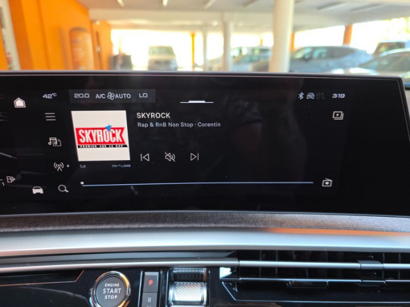 Photo 40 de l'offre de PEUGEOT 3008 HYBRID 145 e-DCS6 GT EXCLUSIVE Alcantara 360° Gtie 02/30 à 34690€ chez Mérignac auto