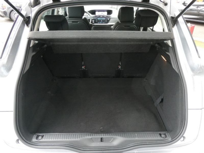 Photo 19 de l'offre de CITROEN C4 SPACETOURER 1.2 PureTech 130 EAT8 PACK GPS à 12900€ chez Mérignac auto