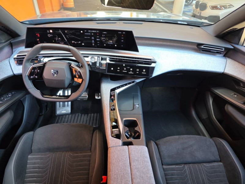 Photo 7 de l'offre de PEUGEOT 3008 HYBRID 145 e-DCS6 GT EXCLUSIVE Alcantara 360° Gtie 02/30 à 34690€ chez Mérignac auto