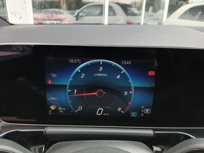 Photo 22 de l'offre de MERCEDES-BENZ CLASSE B 200d 150 8G-DCT BUSINESS GPS Camera Hayon Elec.Attel. 1ère Main à 24690€ chez Mérignac auto