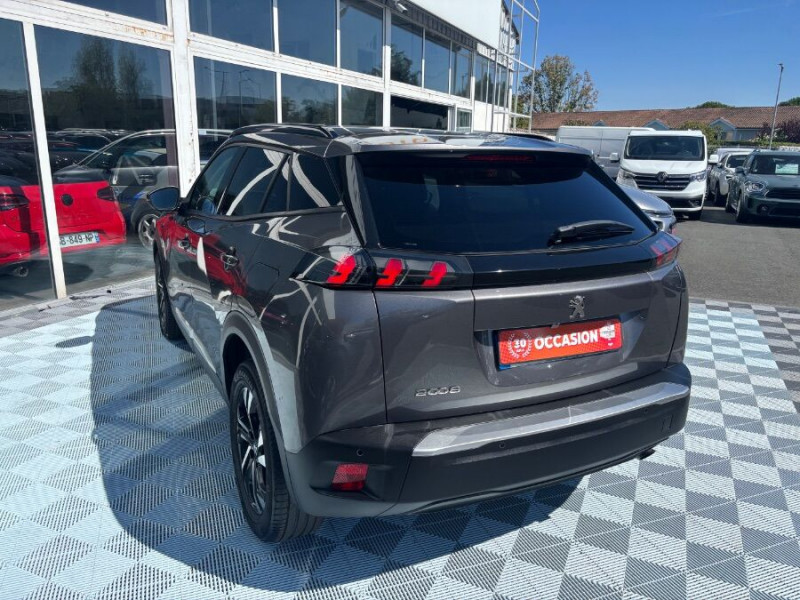 Photo 3 de l'offre de PEUGEOT 2008 II 1.2 PureTech 100 BVM6 ALLURE GPS Camera AB SC à 15890€ chez Mérignac auto