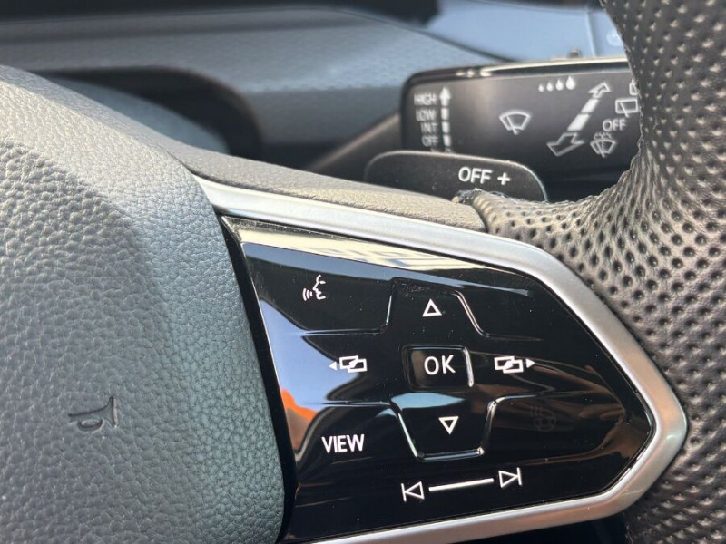 Photo 20 de l'offre de VOLKSWAGEN GOLF VIII 1.4 HYBRID 245 GTE GPS Cockpit JA18 LED+ à 26950€ chez Mérignac auto