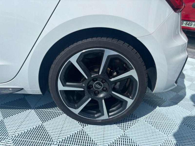 Photo 11 de l'offre de AUDI A1 SPORTBACK II 30 TFSI 110 S tronic 7 Pack Ext. S LINE JA18 Camera Key Less à 27450€ chez Mérignac auto