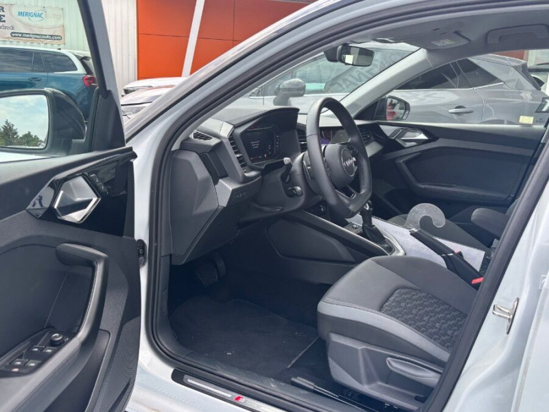 Photo 28 de l'offre de AUDI A1 SPORTBACK II 30 TFSI 110 S tronic 7 Pack Ext. S LINE JA18 Camera Key Less à 27450€ chez Mérignac auto