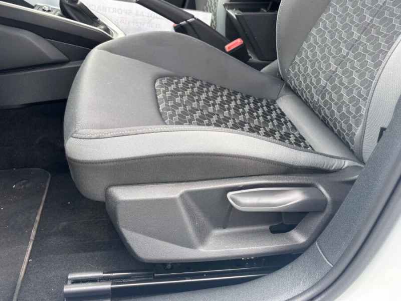 Photo 29 de l'offre de AUDI A1 SPORTBACK II 30 TFSI 110 S tronic 7 Pack Ext. S LINE JA18 Camera Key Less à 27450€ chez Mérignac auto