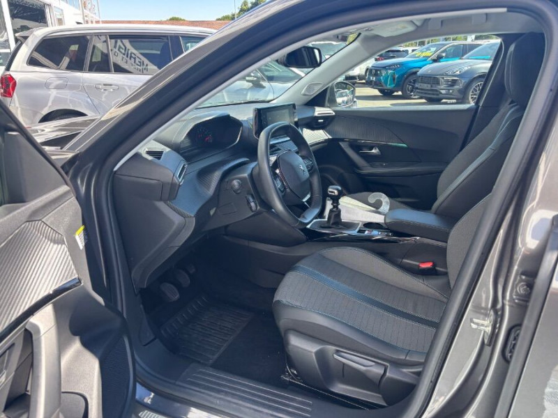 Photo 6 de l'offre de PEUGEOT 2008 II 1.2 PureTech 100 BVM6 ALLURE GPS Camera AB SC à 15890€ chez Mérignac auto