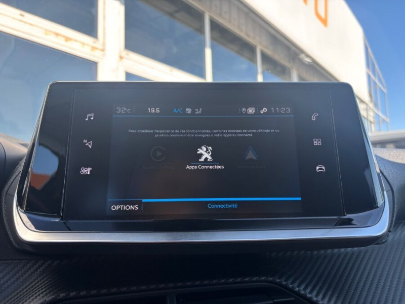 Photo 29 de l'offre de PEUGEOT 2008 II 1.2 PureTech 100 BVM6 ALLURE GPS Camera AB SC à 15890€ chez Mérignac auto